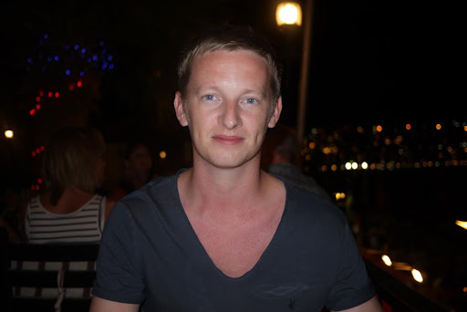 Christopher Gee Photo 46