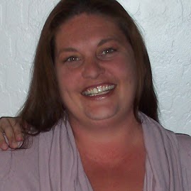 Tara Woods Photo 13
