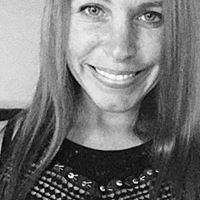 Erin Thomas Photo 18