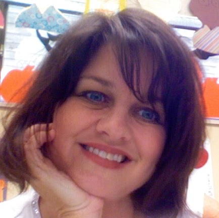 Julie Gregory Photo 29