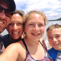 Jamie Hopkins Photo 21