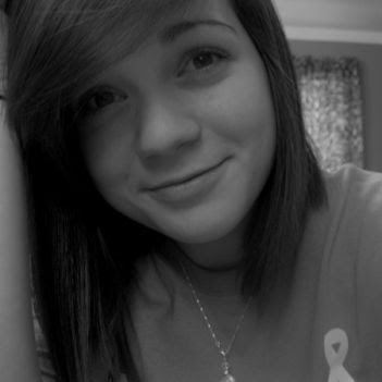 Melissa Light Photo 17