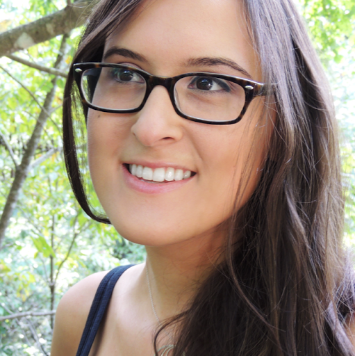 Jennifer Healy Photo 27