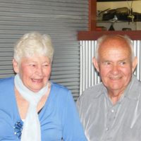 Elizabeth Prater Photo 17