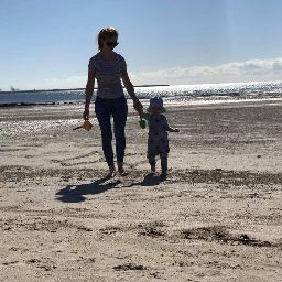 Rebecca Neill Photo 16