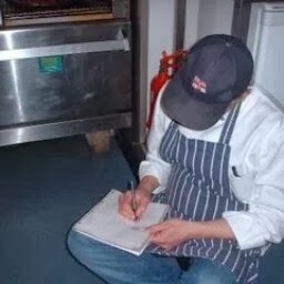 Adrian Oliver Photo 34