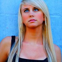 Elizabeth Redden Photo 19