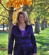 Laura Scott Photo 8