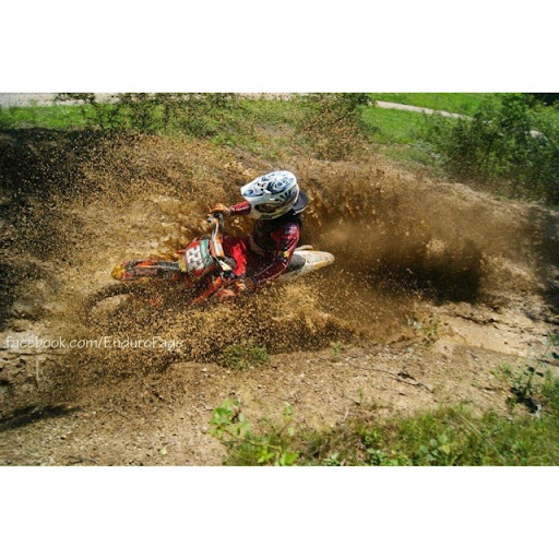 Hector Rios Photo 38