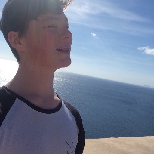 Amanda Bradshaw Photo 9