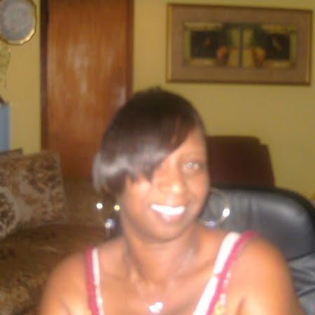 Bobbie Lucas Photo 17