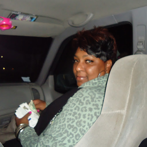 Tracey Morrow Photo 4