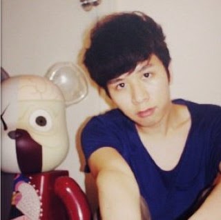 Man Lee Photo 17