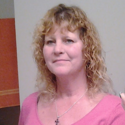 Teresa Strong Photo 5