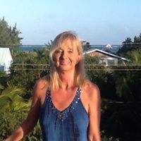 Beverly Leach Photo 34