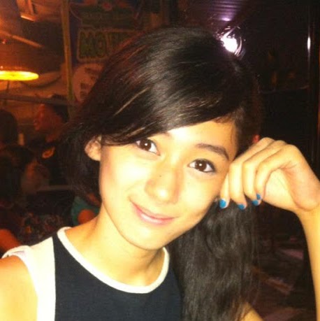 Julia Samson Photo 24