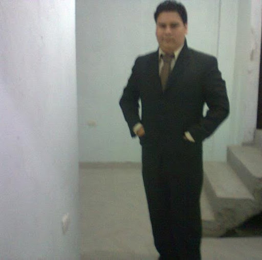 Christian Rios Photo 9