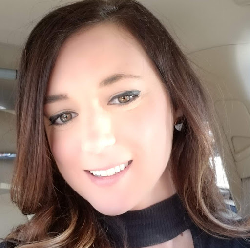 Laura Mills Photo 13