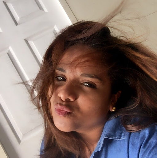 Ivette Gonzalez Photo 17