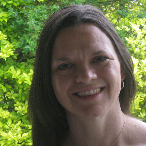 Julie Rolling Photo 10