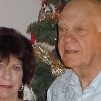 Dennis Howard Photo 42