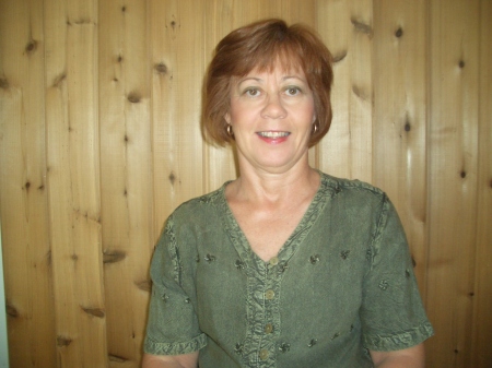 Janet Meadows Photo 19