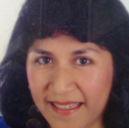 Vicky Barnes Photo 16