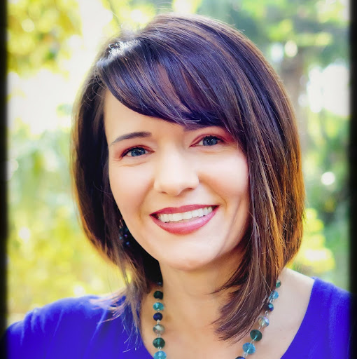 Rebecca Silva Photo 17