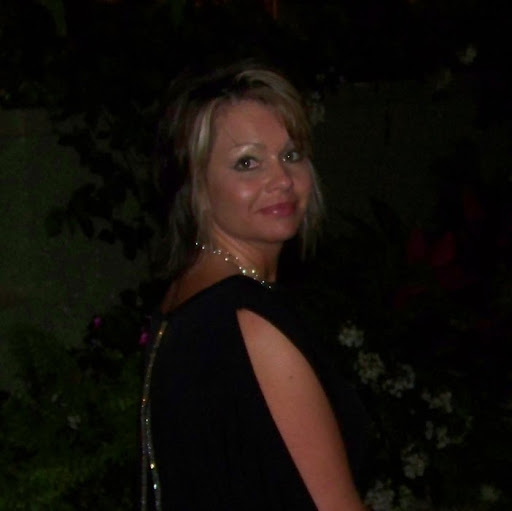 Cassandra Collins Photo 18