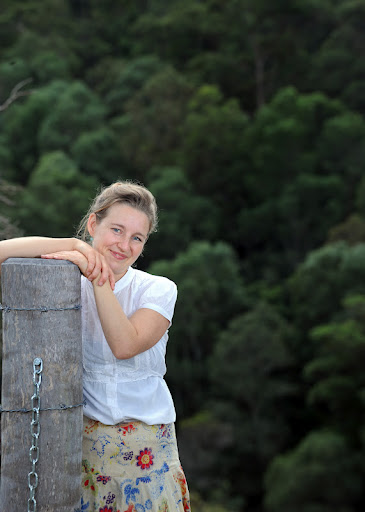 Celia Roberts Photo 8