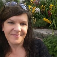 Julie North Photo 38