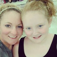 Sara Larkin Photo 28