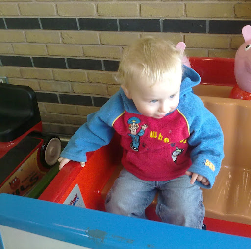 Elaine Richardson Photo 43