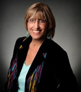 Christine Fuentes Photo 1
