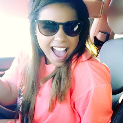 Claudia Bell Photo 32 Claudia Bell Photo 32