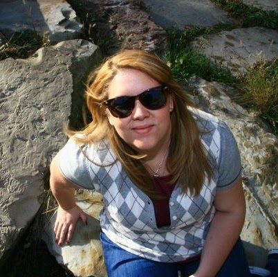 Katie Armstrong Photo 27