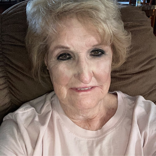 Carolyn Cross Photo 39