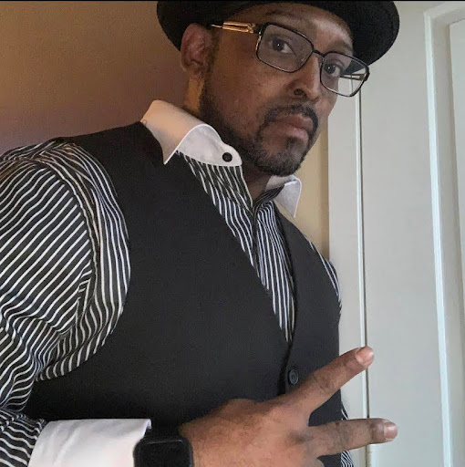 Mark Mackey Photo 23