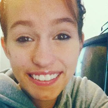 Kendra Hayes Photo 6
