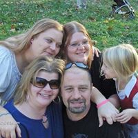 Angie Maxwell Photo 31