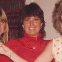 Cindy Summers Photo 18
