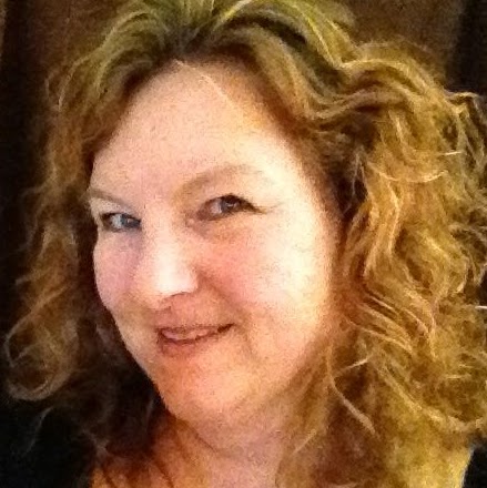 Kelly Stevens Photo 15