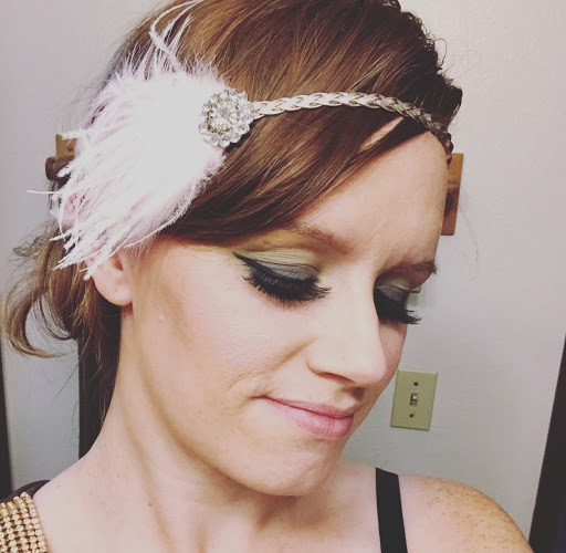 Laura Moore Photo 39