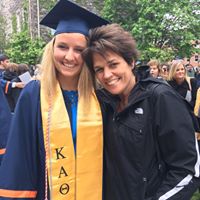 Laurie Farris Photo 23