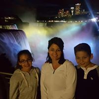 Lisa Bouchard Photo 18