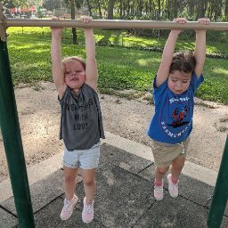 Rebecca Hassell Photo 3