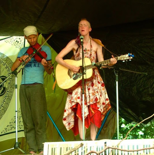 Jessica Watts Photo 37