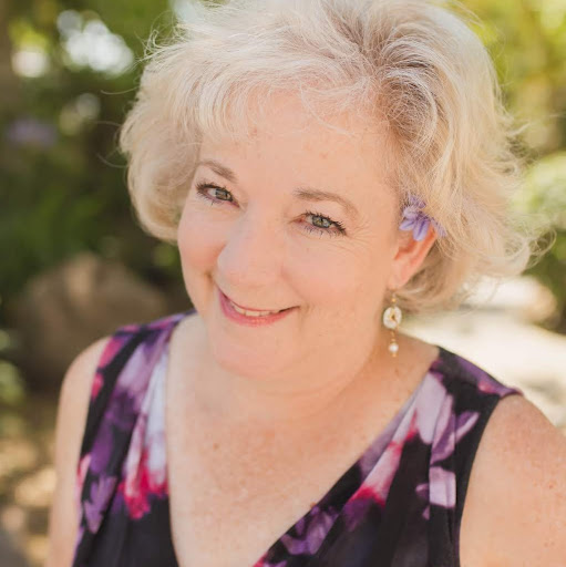 Rebecca Pierce Photo 17