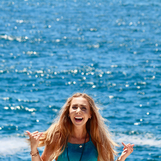 Vanessa Morrison Photo 15