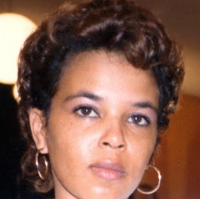 Renee Taylor Photo 2